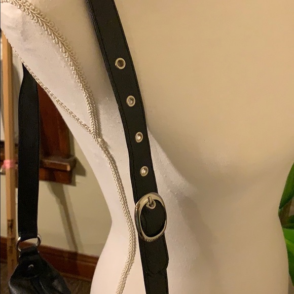 Leather shoulder bag - Picture 4 of 7